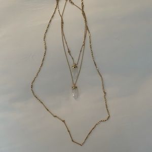 Aria Pendant Necklace